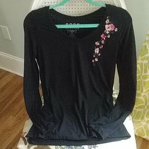 Long sleeve embroidered tee Medium